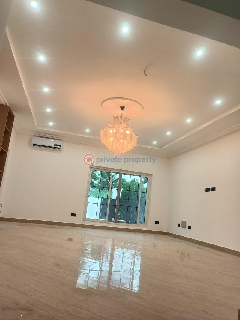 7 bedroom House For Sale East Legon Accra - 12