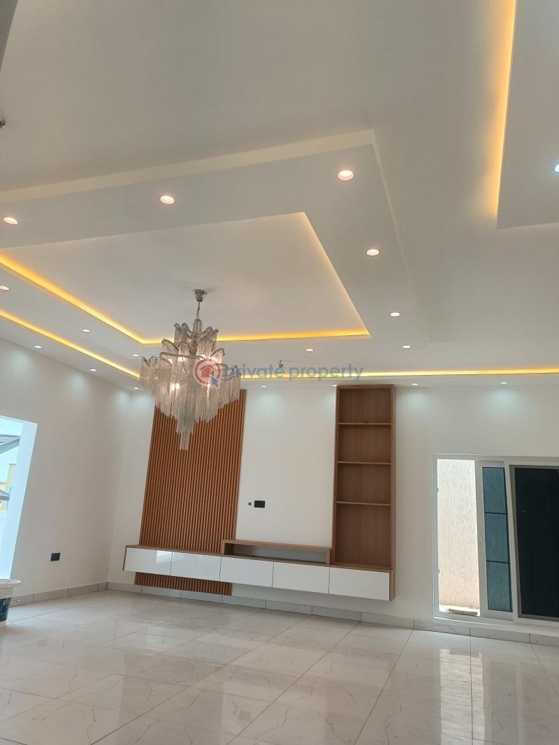 7 bedroom House For Sale East Legon Accra - 3