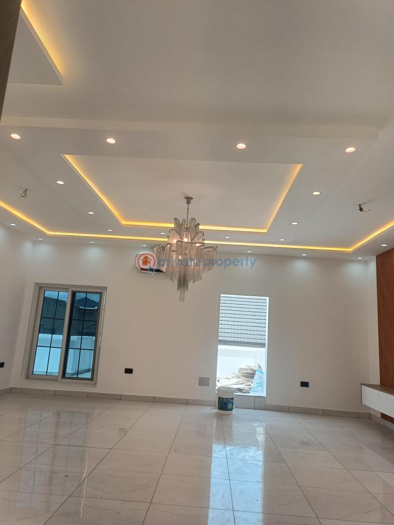7 bedroom House For Sale East Legon Accra - 2