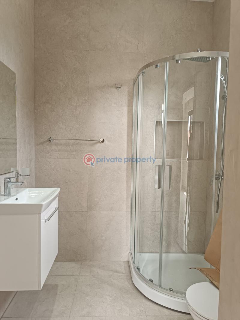 5 bedroom House For Sale Dzorwulu Accra - 11