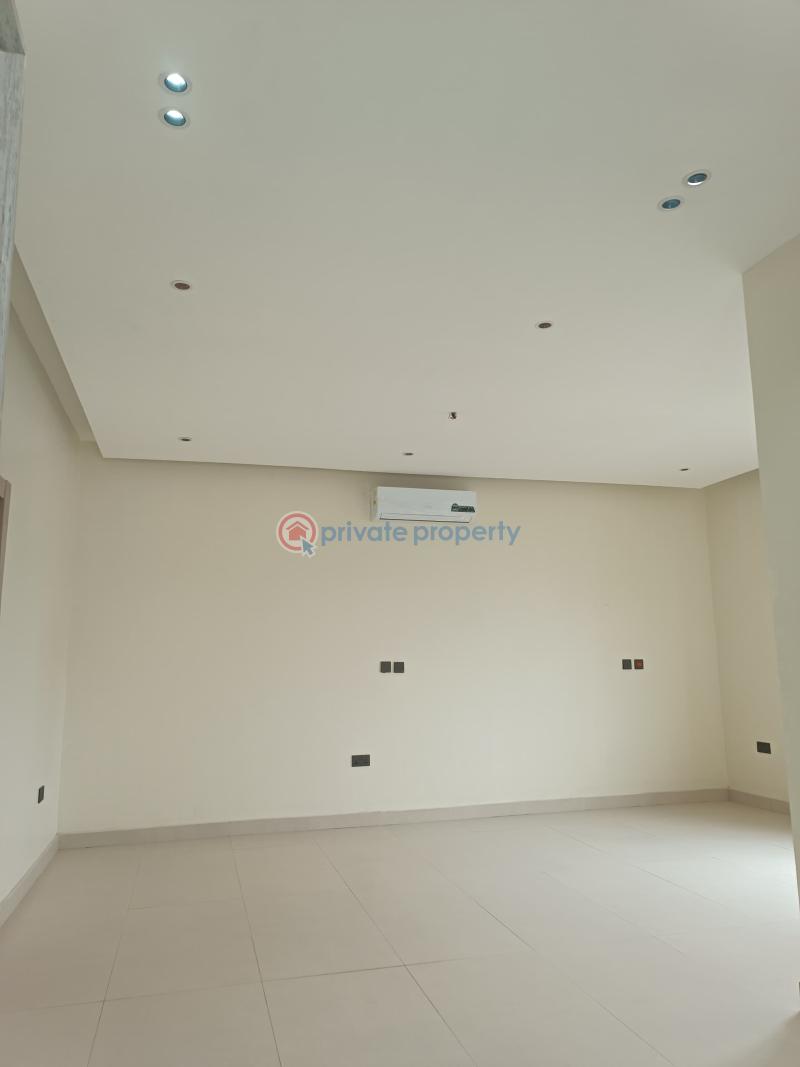 5 bedroom House For Sale Dzorwulu Accra - 4