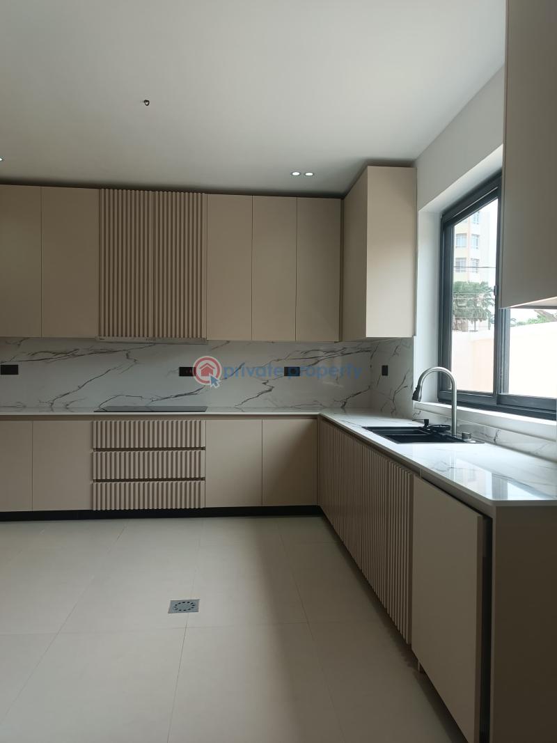 5 bedroom House For Sale Dzorwulu Accra - 13