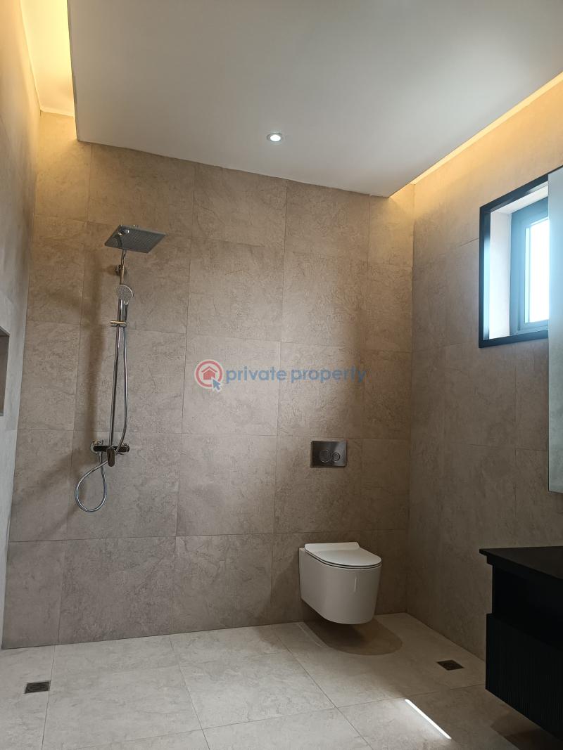 5 bedroom House For Sale Dzorwulu Accra - 7