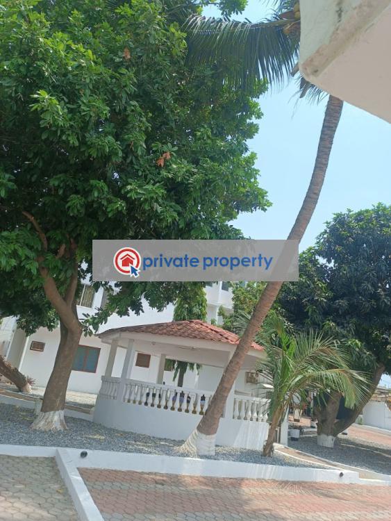 18 bedroom Commercial Property For Sale Kwashieman Accra - 4