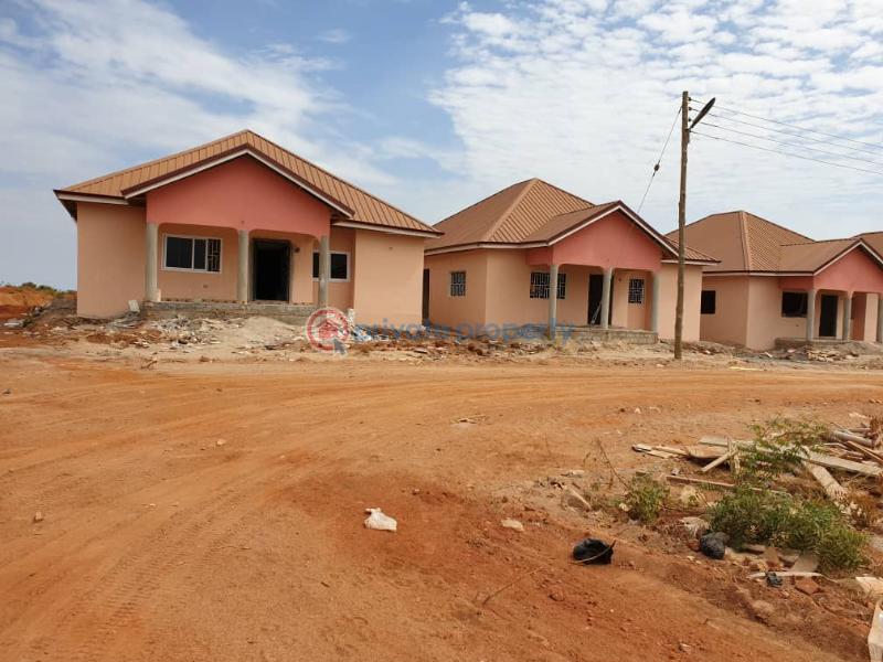 Land For Sale Beverly Hills Estate Community 25 Tema Accra - 0