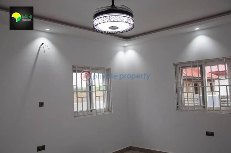 2 bedroom House For Sale Gbetsele Hallelujah Junction Afienya Tema Accra - 4