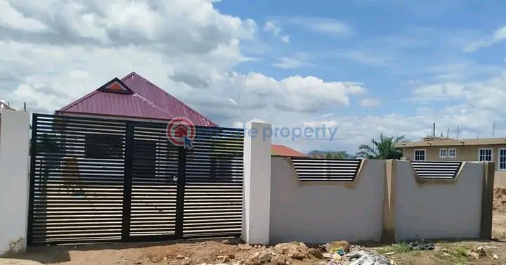 3 bedroom House For Sale Pobiman Amasaman Ga West Municipal Accra - 1