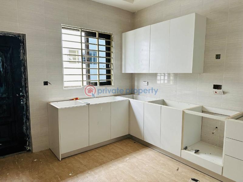 3 bedroom House For Sale Asphalt Road All Out Spintex Road Accra - 7