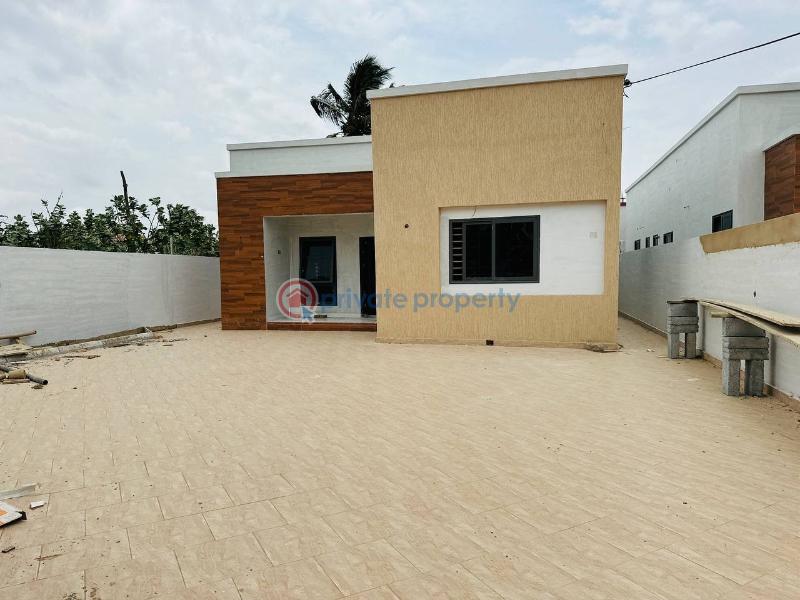3 bedroom House For Sale Asphalt Road All Out Spintex Road Accra - 0