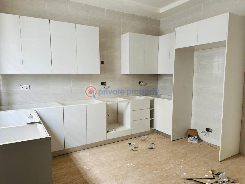 3 bedroom House For Sale Asphalt Road All Out Spintex Road Accra - 6