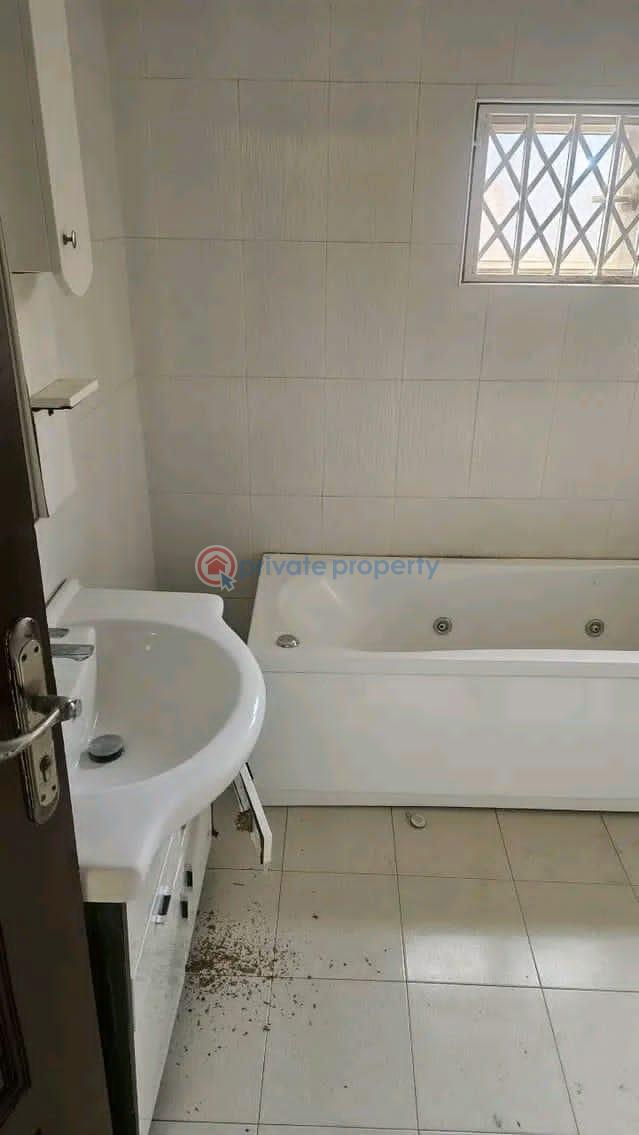 3 bedroom House For Rent Spintex Accra - 6