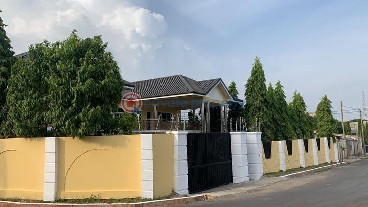 9 bedroom House For Rent East Legon Accra - 1