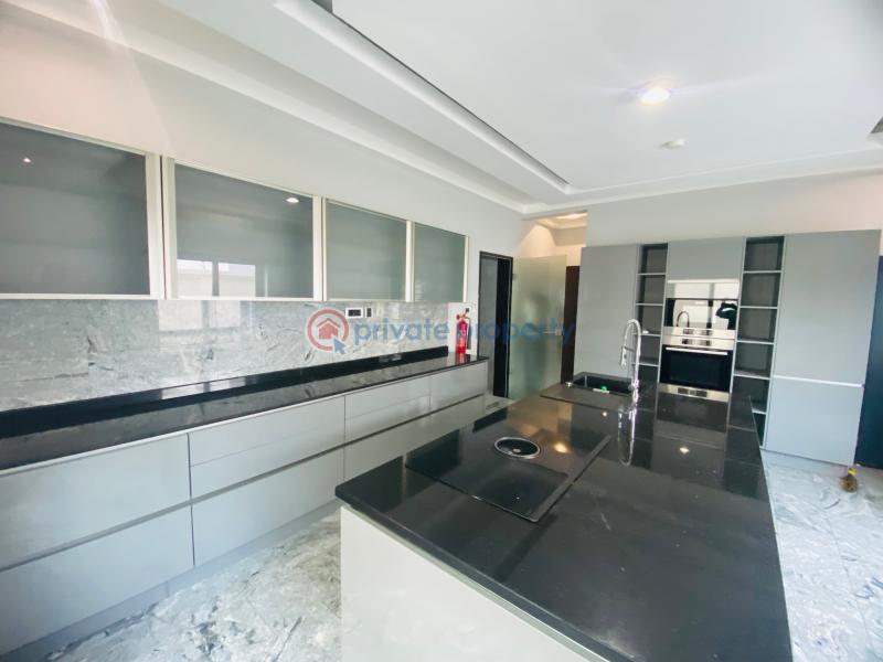 8 bedroom House For Sale American House East Legon Accra - 19