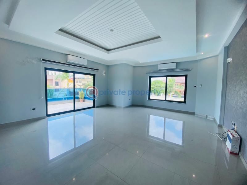 8 bedroom House For Sale American House East Legon Accra - 12