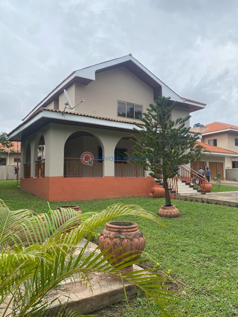 4 bedroom Detached Duplex For Sale Regimanuel Gray Estate, East Airport Spintex Road Accra - 6