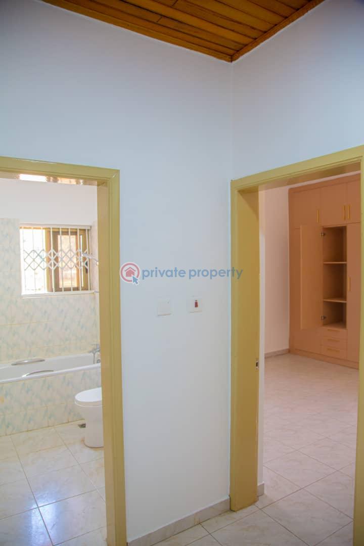 4 bedroom Detached Duplex For Sale Regimanuel Gray Estate, East Airport Spintex Road Accra - 12