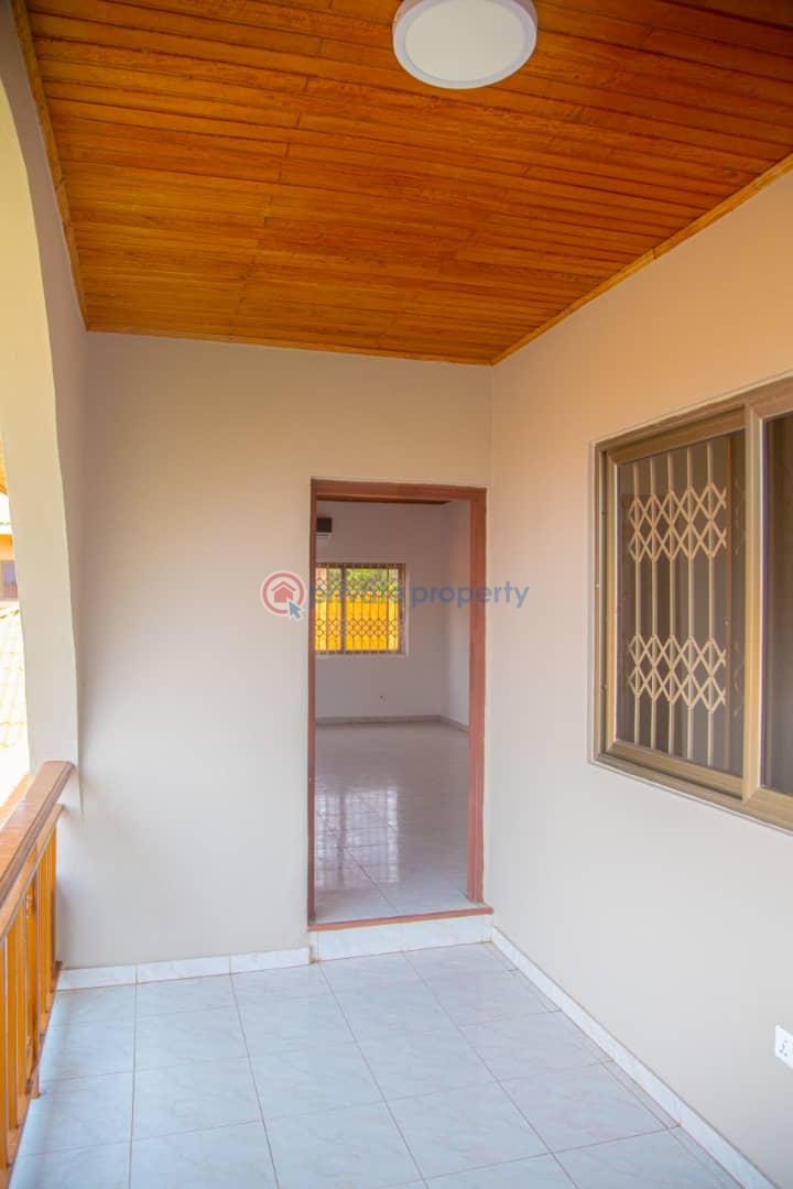 4 bedroom Detached Duplex For Sale Regimanuel Gray Estate, East Airport Spintex Road Accra - 19