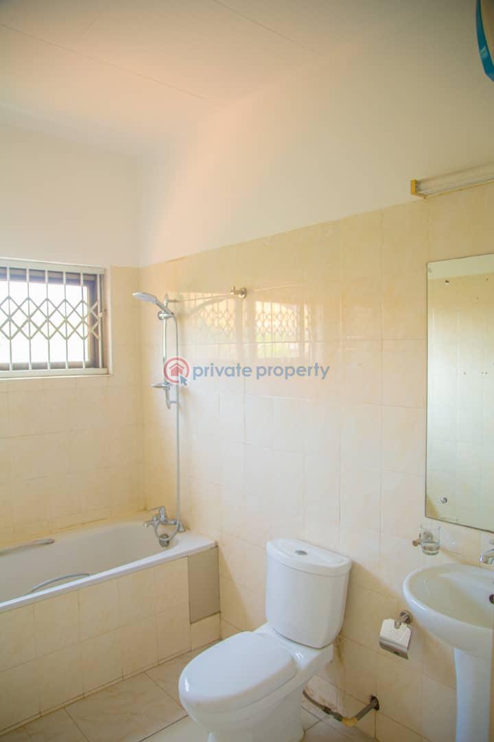 4 bedroom Detached Duplex For Sale Regimanuel Gray Estate, East Airport Spintex Road Accra - 9