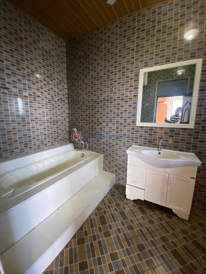 2 bedroom Apartment For Rent Estate Airport East Airport Airport Residential Area Accra - 4