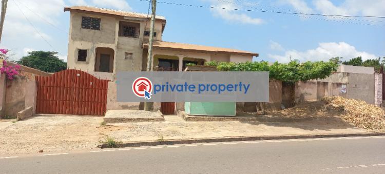 9 bedroom Block of Flats For Sale &nbsp;3 Nii Kpakpafio Street Gbawe Ga South Municipal Accra - 2