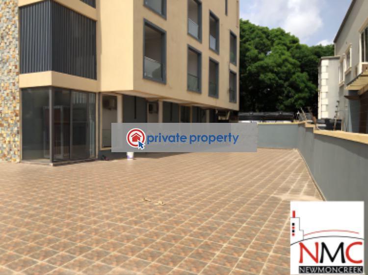 13 bedroom Block of Flats For Sale &nbsp;ashale Botwe Highways Adenta Municipal Accra - 3