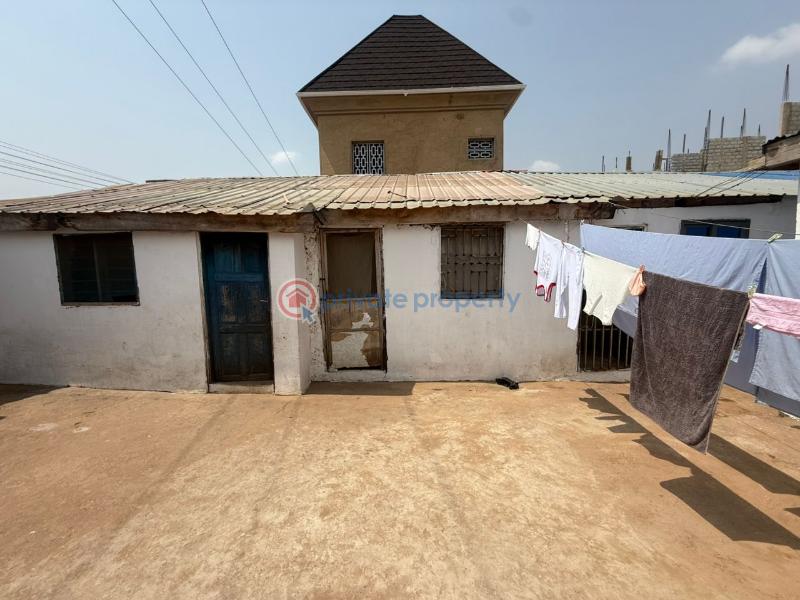 6 bedroom Apartment For Sale Sowutoum Omanjour Sowutuom Ga Central Municipal Accra - 6