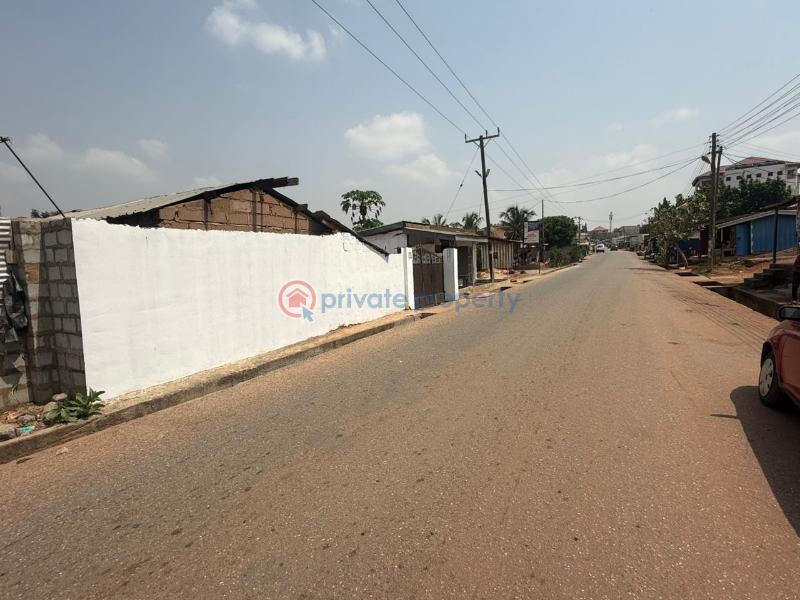 6 bedroom Apartment For Sale Sowutoum Omanjour Sowutuom Ga Central Municipal Accra - 7