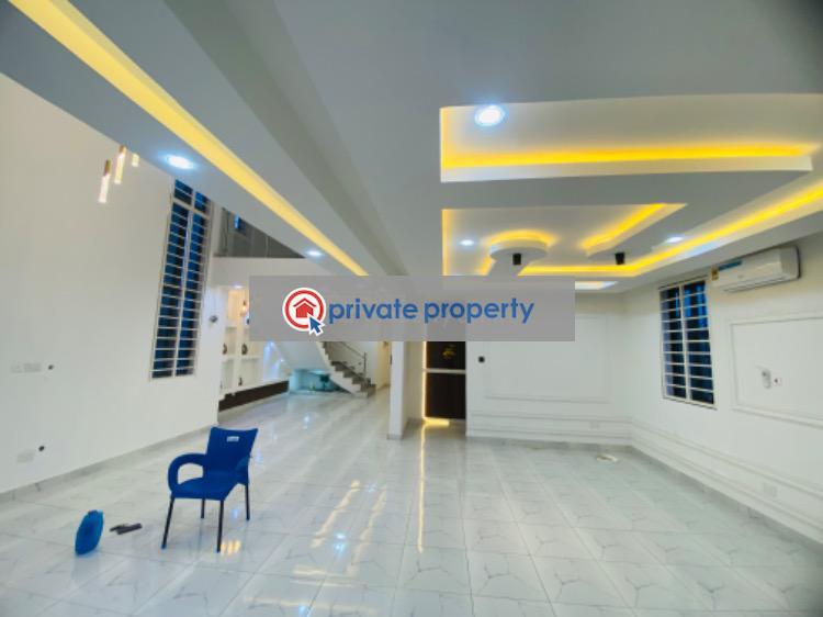 5 bedroom Detached Duplex For Sale &nbsp;baatsonaa Spintex Accra - 12