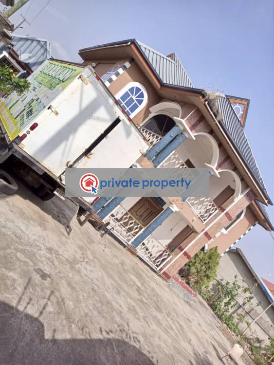 6 bedroom Detached Bungalow For Sale &nbsp;ablekuma Canada Accra Metropolitan  - 6