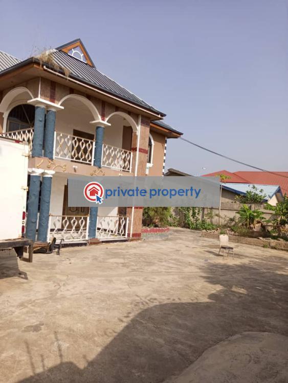 6 bedroom Detached Bungalow For Sale &nbsp;ablekuma Canada Accra Metropolitan  - 4