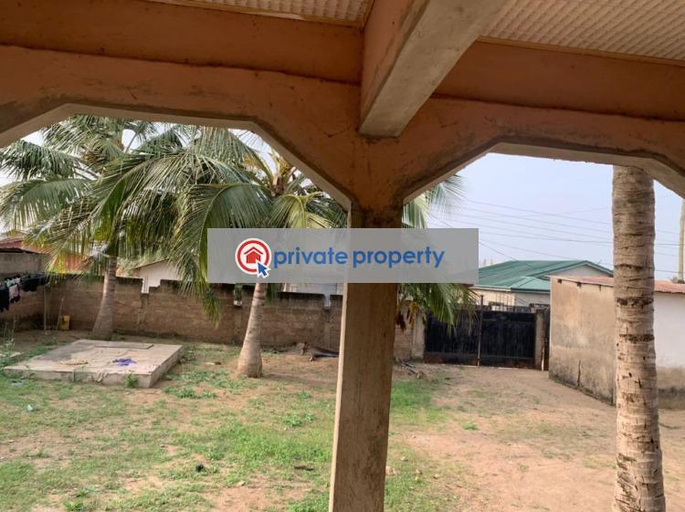 2 bedroom Detached Bungalow For Sale &nbsp;ablekuma Manhean Accra Metropolitan  - 2