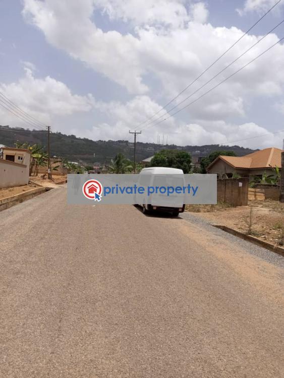 21 bedroom Detached Bungalow For Sale &nbsp;sowutuom Vra Near Anyaa Fanmilk Accra Metropolitan  - 2