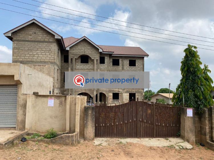 21 bedroom Detached Bungalow For Sale &nbsp;sowutuom Vra Near Anyaa Fanmilk Accra Metropolitan  - 1