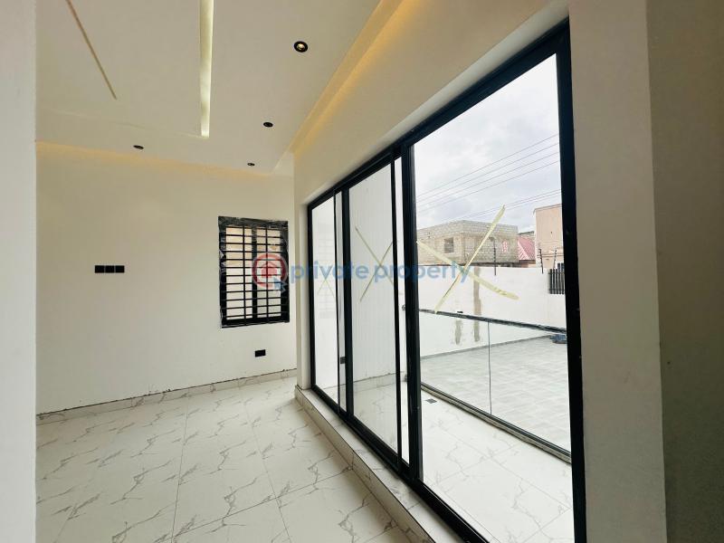 3 bedroom House For Sale Lakeside Estates. Adenta Municipal Accra - 24