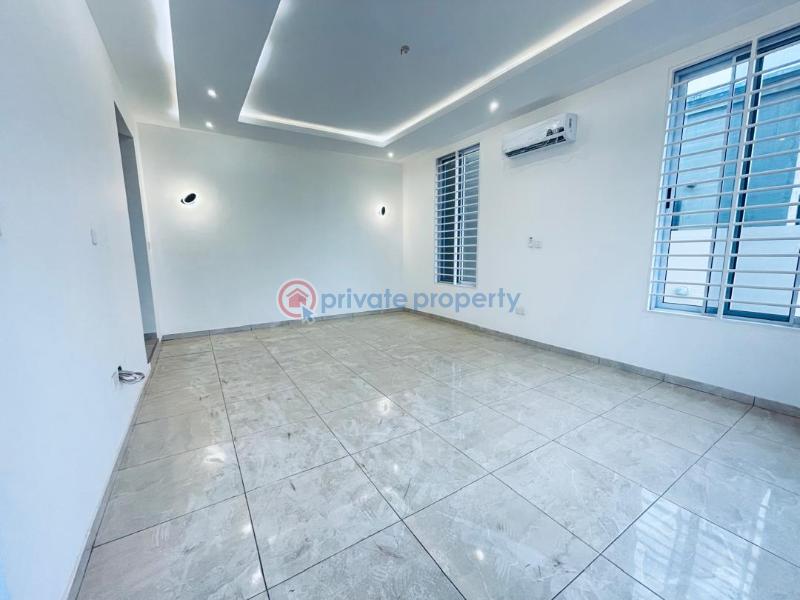 4 bedroom Detached Duplex For Sale Lakeside Estates. Adenta Municipal Accra - 6