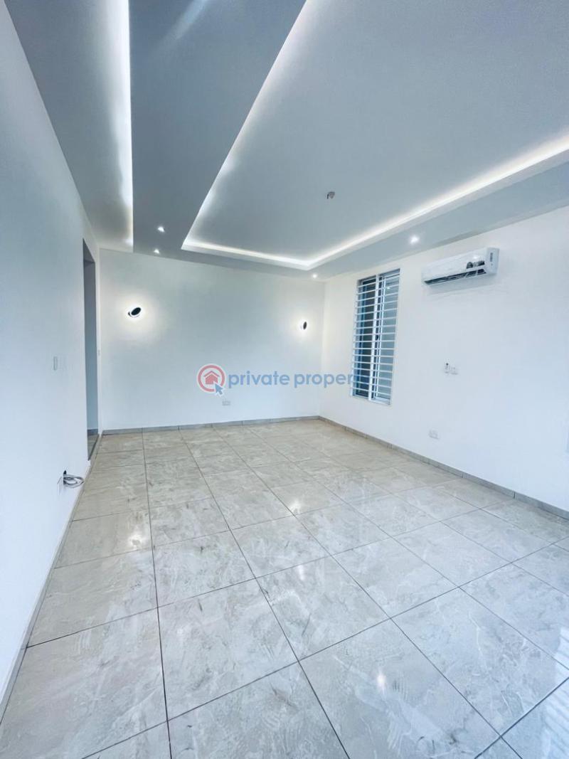 4 bedroom Detached Duplex For Sale Lakeside Estates. Adenta Municipal Accra - 5