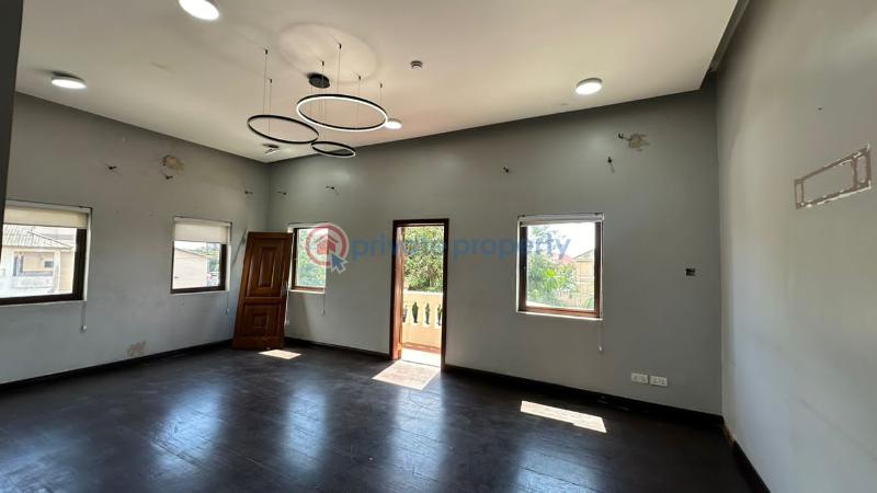 4 bedroom Restaurant / Bar For Rent Osu Papaye Osu Road Accra - 16