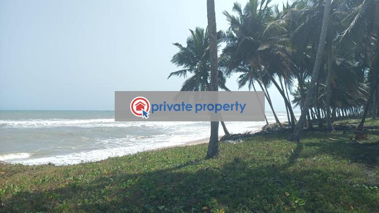 Mixed use Land For Sale &nbsp;awutu Breku Awutu-Senya West Central Region - 1