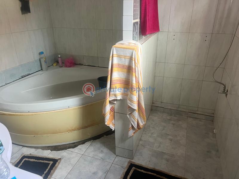 4 bedroom House For Sale Brigade Nungua East Accra - 10