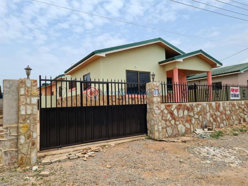 3 bedroom Apartment For Sale Ashorman Agbogba North Legon Accra - 25