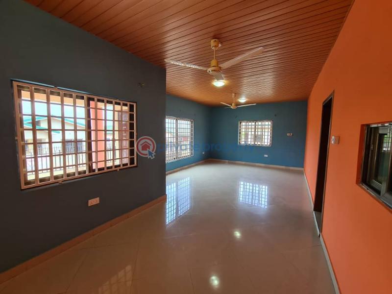 3 bedroom Apartment For Sale Ashorman Agbogba North Legon Accra - 16