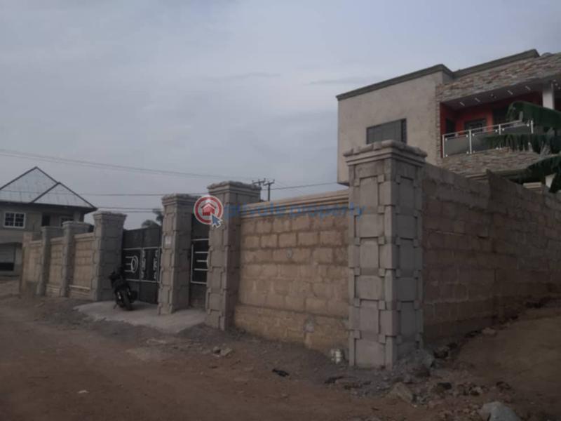 5 bedroom Terraced Duplex For Sale Kumasi Bouho Offinso Municipal Ashanti - 2