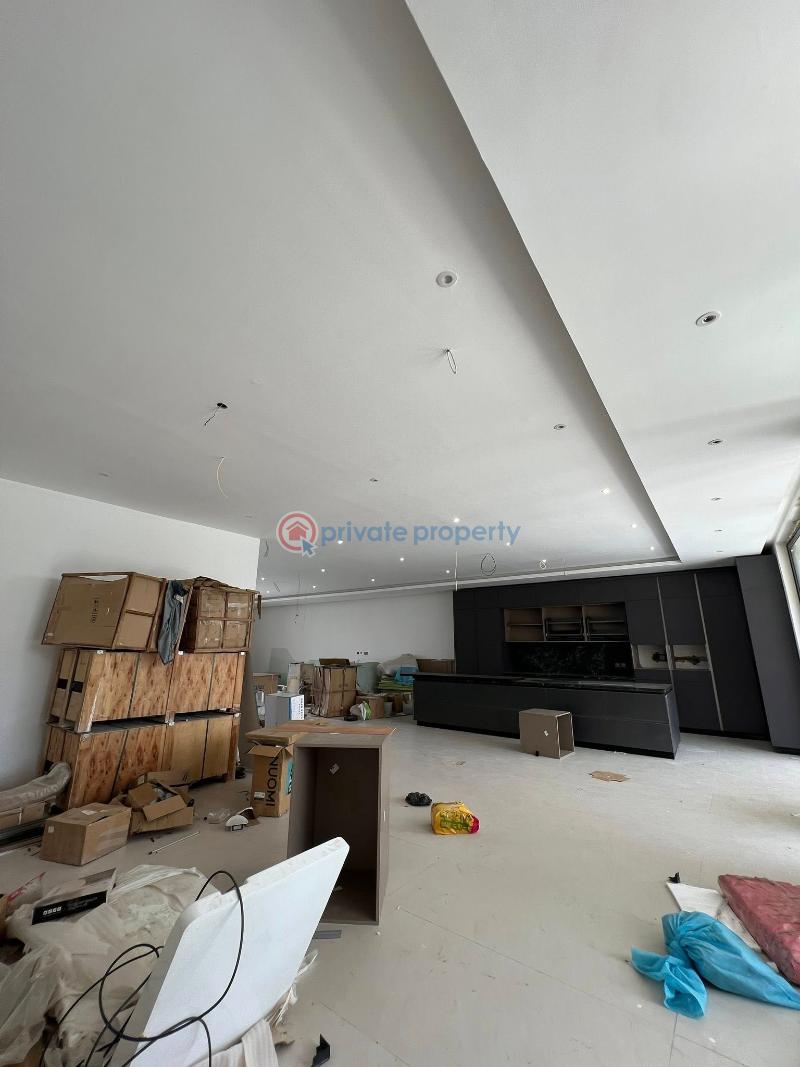 6 bedroom House For Sale Dell International Hospital Enclaves East Legon Accra - 8