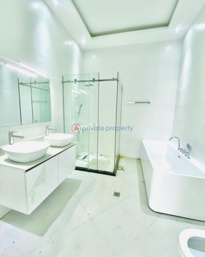 5 bedroom House For Sale Lashibi Spintex Accra - 3
