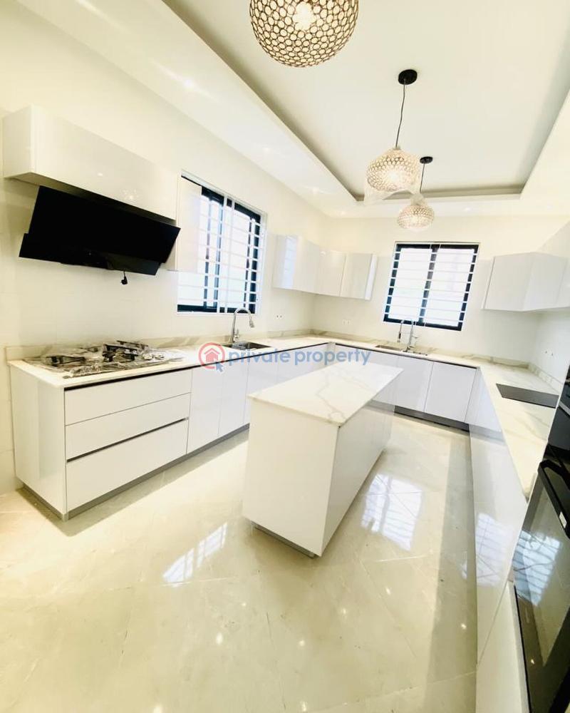 5 bedroom House For Sale Lashibi Spintex Accra - 2