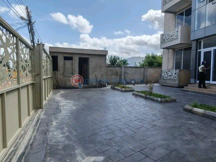 2 bedroom Apartment For Rent East Airport Airport Residential Area Accra - 3