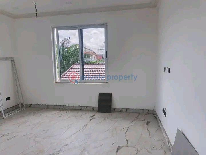 2 bedroom Apartment For Rent East Airport Airport Residential Area Accra - 9