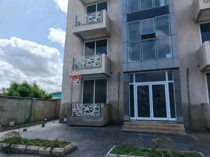 2 bedroom Apartment For Rent East Airport Airport Residential Area Accra - 2