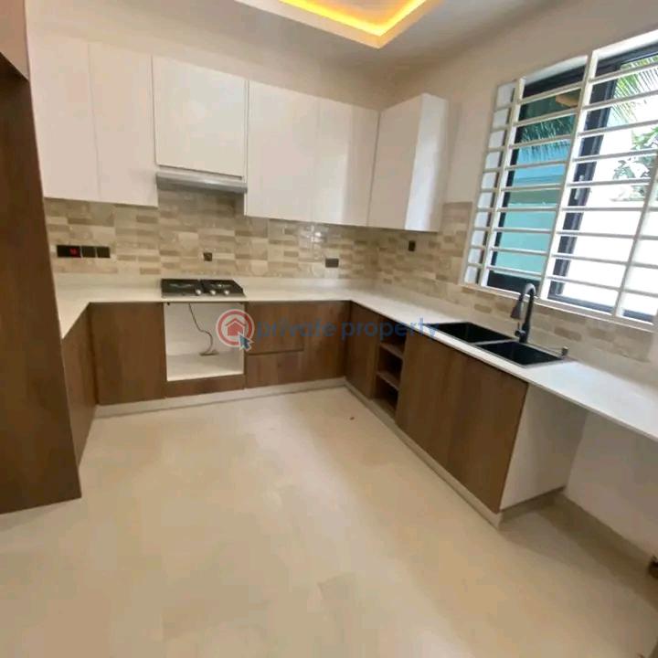 3 bedroom House For Sale Spintex Accra - 4
