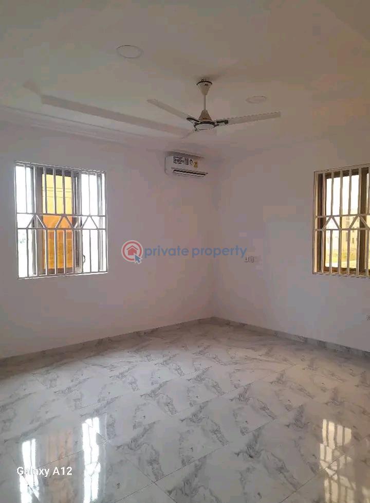3 bedroom Apartment For Rent East Airport Airport Residential Area Accra - 7